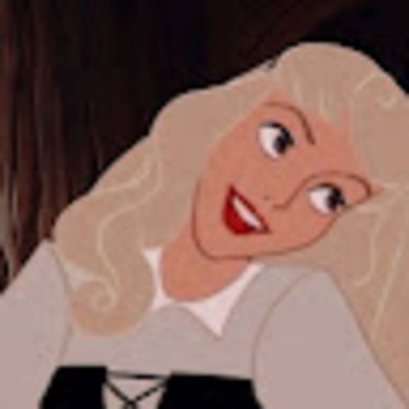 Meet your Posher, Gabrielle - Picture 1 of 1